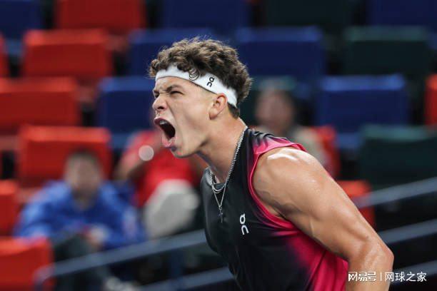 其在豪门环 其在豪门环