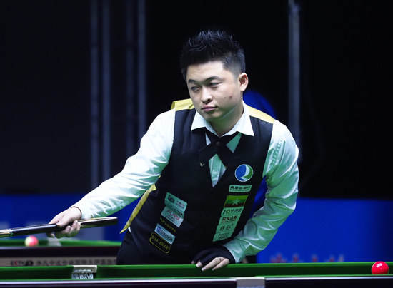 球迷们带来 球迷们带来