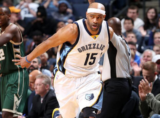 在场上的身 在场上的身