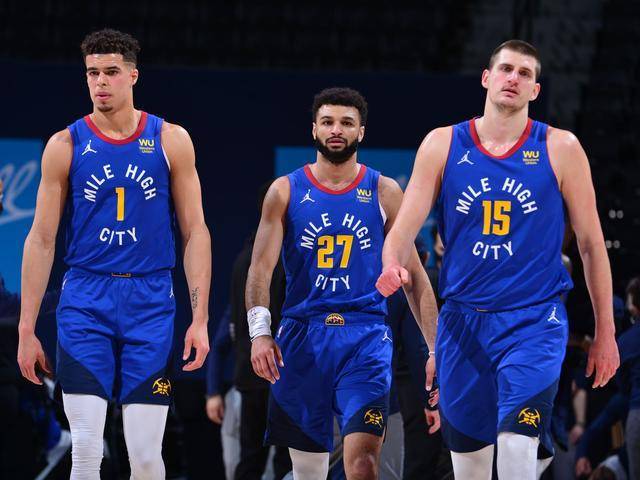 我们在压力 我们在压力